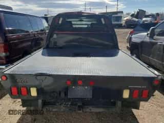 2008 Dodge 3500 SXT z VIN 3D7MX39A18G188759, wystawiony jako Copart lot #43271115 z przebiegiem 312 867 mil mil oraz Szkoda całkowita • Salvage title. Historia ofert i sprzedaży dostępna na DreamBid. Obrazek 6.