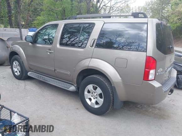 ✅ 2007 Nissan Pathfinder S • VIN: 5N1AR18W87C624626 • Lot: 42232820. Wystawiony na IAAI z przebiegiem 113 607 mil. Bezpłatny archiwum sprzedaży aukcyjnych z USA i szczegółowy raport historii pojazdu na DreamBid. Zdjęcie 3.