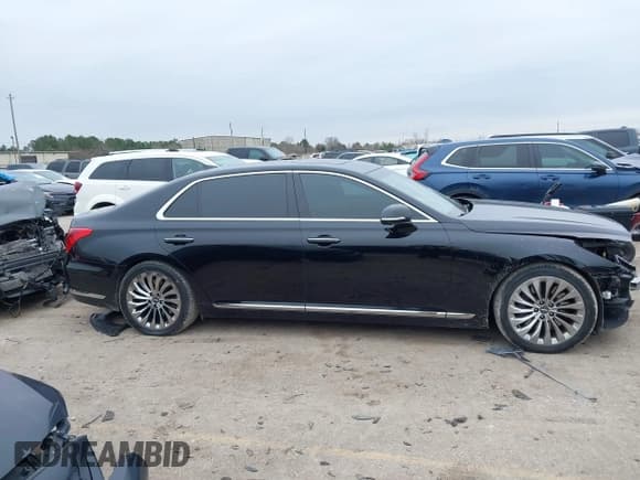 ✅ 2017 Genesis G90 Premium • VIN: KMHG34JA0HU025226 • Lot: 41609402. Listed on IAAI with 61,230 mi. Free auction sales archive from the USA and detailed vehicle history report at DreamBid. Image 14.