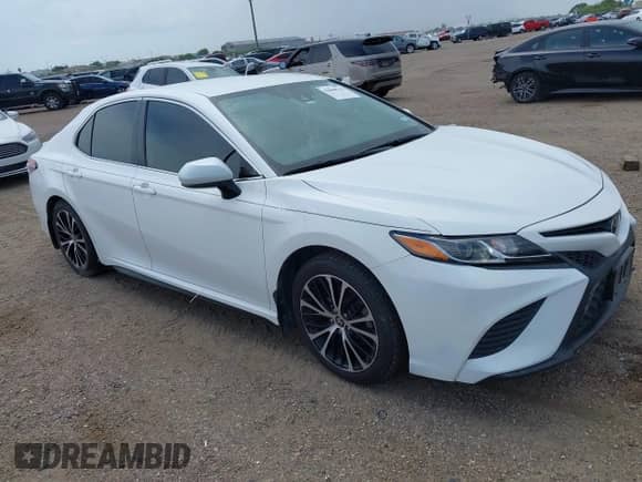 2020 Toyota Camry SE с VIN 4T1G11AKXLU384654, выставлен на аукционе IAAI как лот 43066734 с пробегом 34 945 миль миль и . История ставок и продаж доступна на DreamBid. Изображение 1.