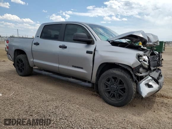 ✅ 2020 Toyota Tundra SR5 • VIN: 5TFEY5F18LX259889 • Lot: 67958305. Listed on Copart with 111,889 mi. Free auction sales archive from the USA and detailed vehicle history report at DreamBid. Image 4.