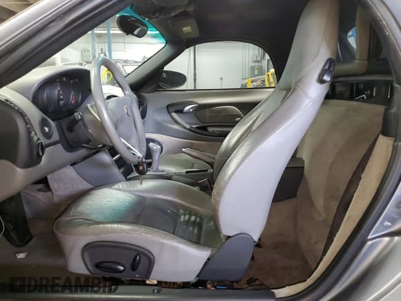 ✅ 2003 Porsche Boxster • VIN: WP0CA29863U624834 • Лот: 59116125. Опубликован ранее на Copart с пробегом Не указан. Бесплатный доступ к архиву аукционных продаж из США и подробный отчёт об истории автомобиля на DreamBid. Изображение 7.