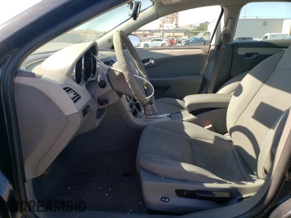 ✅ 2011 Chevrolet Malibu 1LS • VIN: 1G1ZB5E11BF169310 • Lot: 77666234. Listed on Copart with 204,010 mi. Free auction sales archive from the USA and detailed vehicle history report at DreamBid. Image 7.