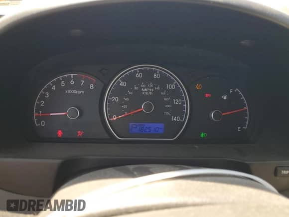 2010 Hyundai Elantra GLS z VIN KMHDU4AD2AU138319, wystawiony jako Copart lot #68863004 z przebiegiem 182 510 mil mil oraz Szkoda całkowita • Salvage title. Historia ofert i sprzedaży dostępna na DreamBid. Obrazek 9.