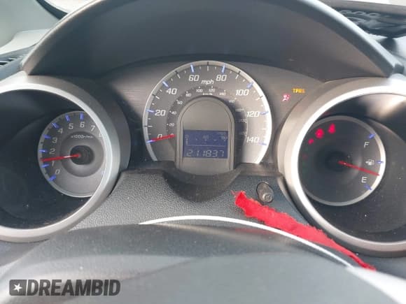 ✅ 2012 Honda Fit • VIN: JHMGE8H36CC023457 • Лот: 43751778. Опубликован ранее на IAAI с пробегом 211 837 миль. Бесплатный доступ к архиву аукционных продаж из США и подробный отчёт об истории автомобиля на DreamBid. Изображение 7.