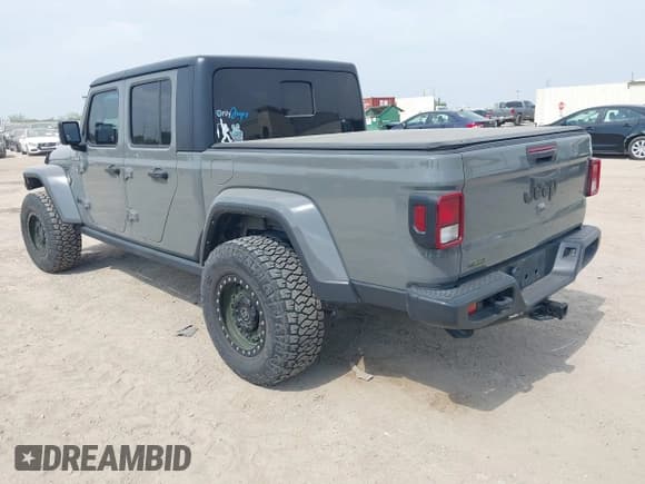 ✅ 2021 Jeep Gladiator Sport S • VIN: 1C6JJTAM1ML607525 • Lot: 41941550. Wystawiony na IAAI z przebiegiem 59 283 mil. Bezpłatny archiwum sprzedaży aukcyjnych z USA i szczegółowy raport historii pojazdu na DreamBid. Zdjęcie 3.