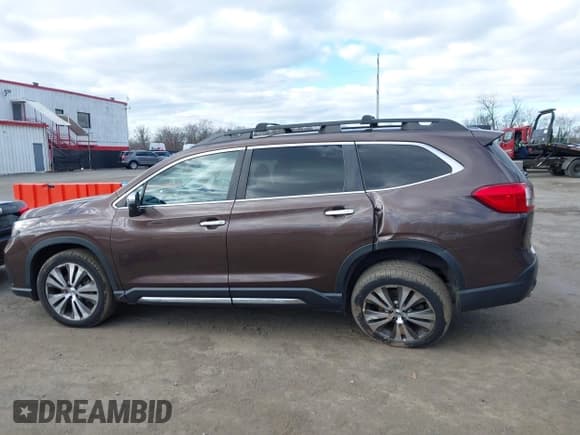 ✅ 2019 Subaru Ascent Touring • VIN: 4S4WMARDXK3434594 • Lot: 43795751. Listed on IAAI with 81,380 mi. Free auction sales archive from the USA and detailed vehicle history report at DreamBid. Image 14.