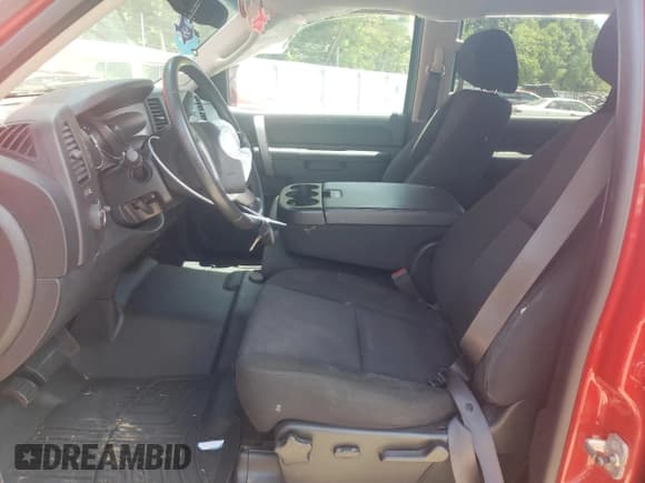 ✅ 2011 Chevrolet Silverado 1500 LT • VIN: 3GCPCSEA7BG230376 • Lot: 67370494. Listed on Copart with 119,744 mi. Free auction sales archive from the USA and detailed vehicle history report at DreamBid. Image 7.