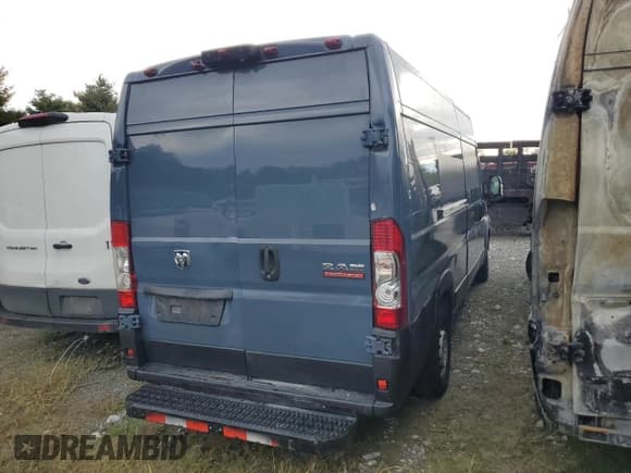 ✅ 2020 Ram ProMaster Cargo • VIN: 3C6URVJG0LE129374 • Lot: 84800925. Listed on Copart with 50,499 mi. Free auction sales archive from the USA and detailed vehicle history report at DreamBid. Image 3.