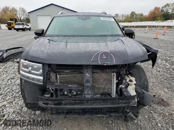 ✅ 2019 Volkswagen Atlas SEL • VIN: 1V2MR2CA0KC617325 • Lot: 90363405. Wystawiony na Copart z przebiegiem 170 944 mil. Bezpłatny archiwum sprzedaży aukcyjnych z USA i szczegółowy raport historii pojazdu na DreamBid. Zdjęcie 5.