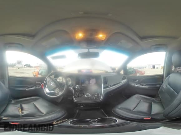 ✅ 2015 Toyota Sienna SE • VIN: 5TDXK3DC9FS644343 • Lot: 94043975. Listed on Copart with 168,322 mi. Free auction sales archive from the USA and detailed vehicle history report at DreamBid. Image 15.