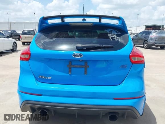 ✅ 2016 Ford Focus RS • VIN: WF0DP3TH5G4114916 • Lot: 42556694. Listed on IAAI with 111,401 mi. Free auction sales archive from the USA and detailed vehicle history report at DreamBid. Image 16.