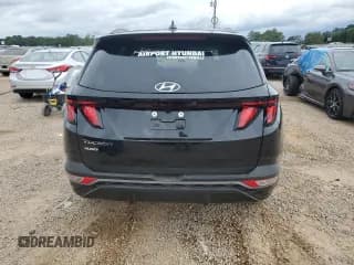 ✅ 2024 Hyundai Tucson SEL • VIN: 5NMJB3DE9RH420567 • Lot: 70760054. Wystawiony na Copart z przebiegiem 1 575 mil. Bezpłatny archiwum sprzedaży aukcyjnych z USA i szczegółowy raport historii pojazdu na DreamBid. Zdjęcie 6.