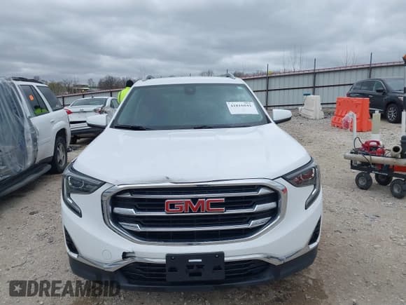 ✅ 2020 GMC Terrain SLT • VIN: 3GKALVEV0LL102925 • Lot: 41816841. Listed on IAAI with 97,168 mi. Free auction sales archive from the USA and detailed vehicle history report at DreamBid. Image 12.