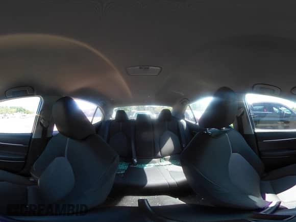 2021 Toyota Camry LE с VIN 4T1C11BK1MU024512, выставлен на аукционе IAAI как лот 43153598 с пробегом 13 811 миль миль и . История ставок и продаж доступна на DreamBid. Изображение 20.