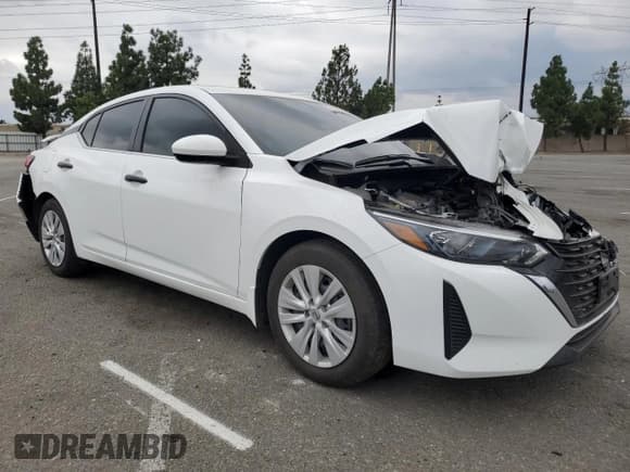 ✅ 2024 Nissan Sentra S • VIN: 3N1AB8BV8RY342601 • Lot: 81888295. Listed on Copart with 17,832 mi. Free auction sales archive from the USA and detailed vehicle history report at DreamBid. Image 4.