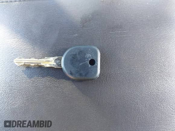 2008 Chevrolet Malibu LTZ z VIN 1G1ZK57708F279016, wystawiony jako IAAI lot #43468364 z przebiegiem 179 023 mil mil oraz . Historia ofert i sprzedaży dostępna na DreamBid. Obrazek 11.