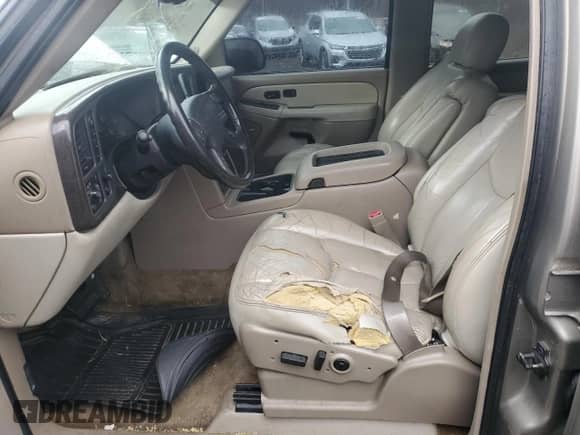 2003 Chevrolet Suburban Z71 с VIN 3GNFK16Z83G301770, выставлен на аукционе Copart как лот 83037124 с пробегом Не указан миль и Списание • Salvage title. История ставок и продаж доступна на DreamBid. Изображение 7.
