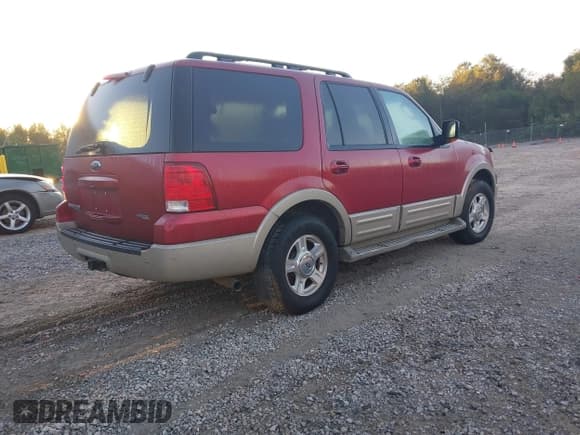 ✅ 2006 Ford Expedition Eddie Bauer • VIN: 1FMFU17596LA84828 • Лот: 43515869. Опубликован ранее на IAAI с пробегом 288 550 миль. Бесплатный доступ к архиву аукционных продаж из США и подробный отчёт об истории автомобиля на DreamBid. Изображение 4.