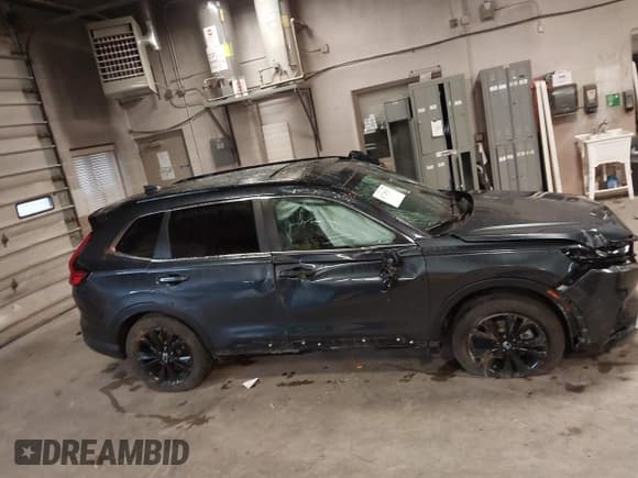 ✅ 2023 Honda CR-V Sport Touring • VIN: 2HKRS6H91PH800228 • Lot: 43725031. Wystawiony na IAAI z przebiegiem 38 797 mil. Bezpłatny archiwum sprzedaży aukcyjnych z USA i szczegółowy raport historii pojazdu na DreamBid. Zdjęcie 13.