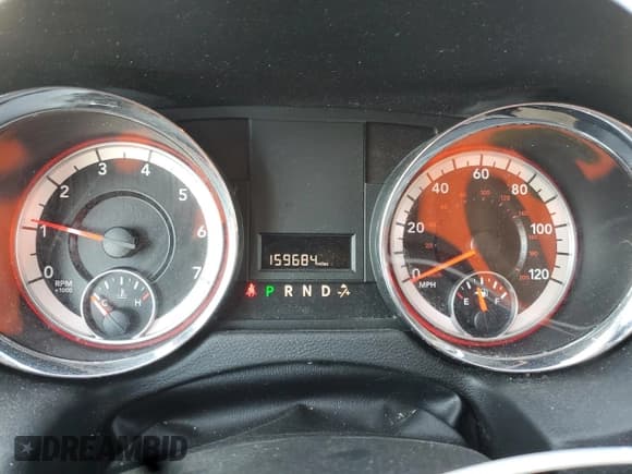 ✅ 2016 Dodge Grand Caravan SE • VIN: 2C4RDGBG8GR318401 • Lot: 86682585. Wystawiony na Copart z przebiegiem 159 684 mil. Bezpłatny archiwum sprzedaży aukcyjnych z USA i szczegółowy raport historii pojazdu na DreamBid. Zdjęcie 9.