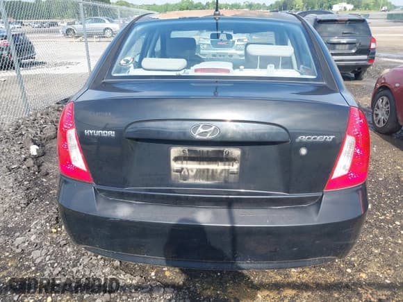 ✅ 2007 Hyundai Accent GLS • VIN: KMHCN46C17U166257 • Лот: 42278601. Опубликован ранее на IAAI с пробегом 156 197 миль. Бесплатный доступ к архиву аукционных продаж из США и подробный отчёт об истории автомобиля на DreamBid. Изображение 16.