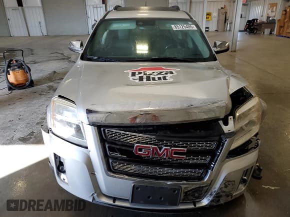 ✅ 2015 GMC Terrain SLT • VIN: 2GKFLYE34F6304472 • Лот: 85125405. Опубликован ранее на Copart с пробегом 193 549 миль. Бесплатный доступ к архиву аукционных продаж из США и подробный отчёт об истории автомобиля на DreamBid. Изображение 5.