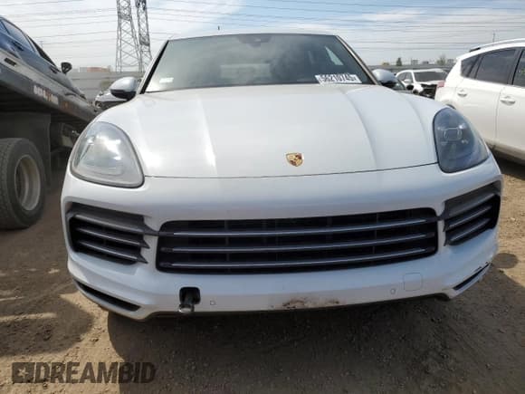 ✅ 2019 Porsche Cayenne • VIN: WP1AA2AY5KDA13984 • Lot: 56210745. Listed on Copart with 49,366 mi. Free auction sales archive from the USA and detailed vehicle history report at DreamBid. Image 5.