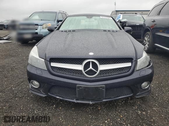 ✅ 2009 Mercedes-Benz SL 550 • VIN: WDBSK71F09F156045 • Lot: 67352885. Wystawiony na Copart z przebiegiem 110 730 mil. Bezpłatny archiwum sprzedaży aukcyjnych z USA i szczegółowy raport historii pojazdu na DreamBid. Zdjęcie 5.
