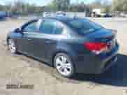 2016 Chevrolet Cruze LTZ z VIN 1G1PG5SB4G7193110, wystawiony jako IAAI lot #43450332 z przebiegiem 176 393 mil mil oraz . Historia ofert i sprzedaży dostępna na DreamBid. Obrazek 3.