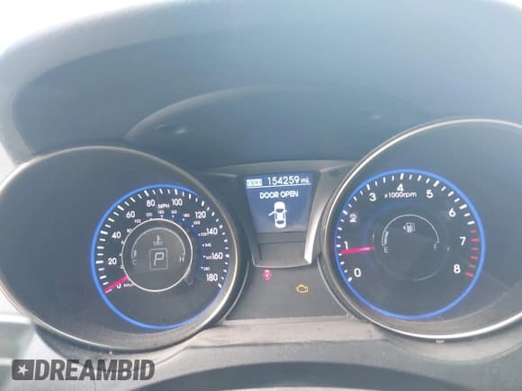 ✅ 2016 Hyundai Genesis Coupe 3.8L Base • VIN: KMHHT6KJ1GU134260 • Lot: 41948319. Wystawiony na IAAI z przebiegiem 154 259 mil. Bezpłatny archiwum sprzedaży aukcyjnych z USA i szczegółowy raport historii pojazdu na DreamBid. Zdjęcie 7.