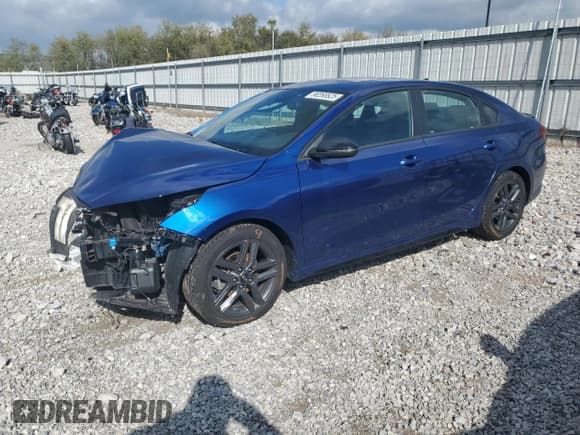 ✅ 2021 Kia Forte GT-Line • VIN: 3KPF34AD9ME271341 • Lot: 90268525. Wystawiony na Copart z przebiegiem 46 980 mil. Bezpłatny archiwum sprzedaży aukcyjnych z USA i szczegółowy raport historii pojazdu na DreamBid. Zdjęcie 1.