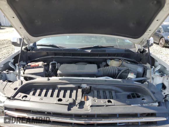 ✅ 2019 Chevrolet Silverado 1500 High Country • VIN: 3GCUYHEL4KG127750 • Lot: 68433084. Listed on Copart with 88,422 mi. Free auction sales archive from the USA and detailed vehicle history report at DreamBid. Image 11.