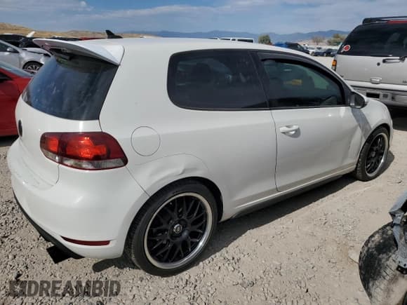 ✅ 2011 Volkswagen Golf GTI w/Sunroof • VIN: WVWEV7AJ0BW033362 • Lot: 67966585. Listed on Copart with 171,494 mi. Free auction sales archive from the USA and detailed vehicle history report at DreamBid. Image 3.