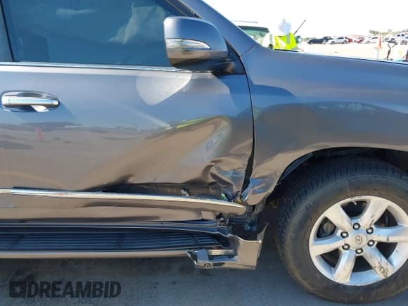 ✅ 2017 Lexus GX 460 • VIN: JTJBM7FX9H5152672 • Лот: 43131388. Опубликован ранее на IAAI с пробегом 135 635 миль. Бесплатный доступ к архиву аукционных продаж из США и подробный отчёт об истории автомобиля на DreamBid. Изображение 6.