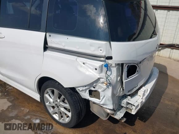 ✅ 2015 Mazda 5 Touring • VIN: JM1CW2CL4F0189080 • Lot: 43557158. Listed on IAAI with 74,626 mi. Free auction sales archive from the USA and detailed vehicle history report at DreamBid. Image 6.