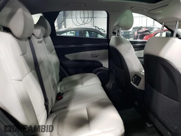 ✅ 2022 Hyundai Tucson Limited • VIN: KM8JECAE6NU069546 • Lot: 44307083. Wystawiony na Copart z przebiegiem 35 342 mil. Bezpłatny archiwum sprzedaży aukcyjnych z USA i szczegółowy raport historii pojazdu na DreamBid. Zdjęcie 11.