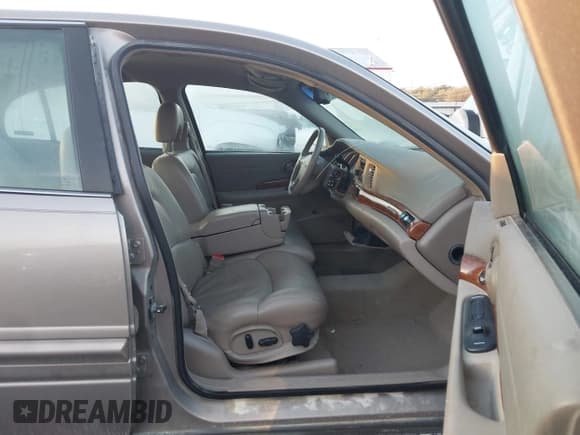 ✅ 2001 Buick LeSabre Limited • VIN: 1G4HR54K71U296867 • Lot: 43568392. Listed on IAAI with Not provided. Free auction sales archive from the USA and detailed vehicle history report at DreamBid. Image 5.