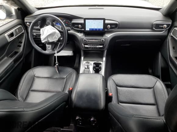 ✅ 2020 Ford Explorer XLT • VIN: 1FMSK8DH2LGA75680 • Lot: 69608905. Listed on Copart with 75,430 mi. Free auction sales archive from the USA and detailed vehicle history report at DreamBid. Image 8.