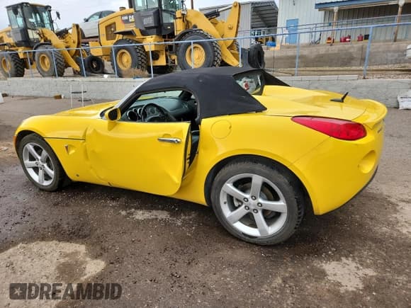 ✅ 2008 Pontiac Solstice • VIN: 1G2MC35B48Y128957 • Лот: 85879705. Опубликован ранее на Copart с пробегом 63 401 миль. Бесплатный доступ к архиву аукционных продаж из США и подробный отчёт об истории автомобиля на DreamBid. Изображение 2.