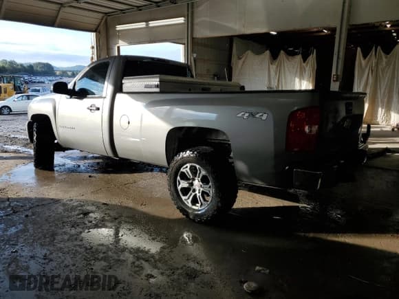 ✅ 2009 Chevrolet Silverado 1500 Work Truck • VIN: 1GCEK14C39Z140076 • Lot: 82075285. Listed on Copart with 92,647 mi. Free auction sales archive from the USA and detailed vehicle history report at DreamBid. Image 2.