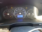 ✅ 2010 Hyundai Santa Fe GLS • VIN: 5NMSG3AB1AH401841 • Лот: 91008505. Опубликован ранее на Copart с пробегом 225 853 миль. Бесплатный доступ к архиву аукционных продаж из США и подробный отчёт об истории автомобиля на DreamBid. Изображение 9.