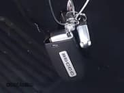 ✅ 2019 Dodge Charger Police • VIN: 2C3CDXKT2KH647911 • Lot: 43662586. Wystawiony na IAAI z przebiegiem 97 696 mil. Bezpłatny archiwum sprzedaży aukcyjnych z USA i szczegółowy raport historii pojazdu na DreamBid. Zdjęcie 11.