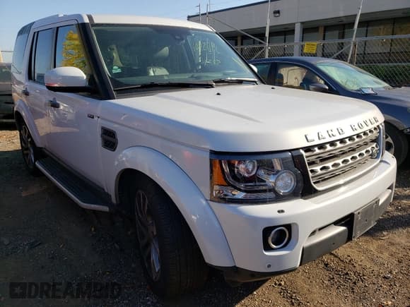 ✅ 2016 Land Rover LR4 HSE • VIN: SALAG2V65GA810701 • Лот: 59115901. Опубликован ранее на Copart с пробегом 53 261 миль. Бесплатный доступ к архиву аукционных продаж из США и подробный отчёт об истории автомобиля на DreamBid. Изображение 1.