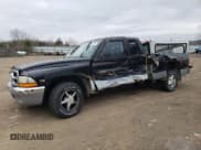 ✅ 1997 Dodge Dakota • VIN: 1B7GL23X5VS208252 • Lot: 82584134. Wystawiony na Copart z przebiegiem 152 633 mil. Bezpłatny archiwum sprzedaży aukcyjnych z USA i szczegółowy raport historii pojazdu na DreamBid. Zdjęcie 1.