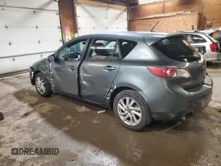 ✅ 2013 Mazda 3 i Touring • VIN: JM1BL1LP6D1788250 • Lot: 89673685. Wystawiony na Copart z przebiegiem 114 709 mil. Bezpłatny archiwum sprzedaży aukcyjnych z USA i szczegółowy raport historii pojazdu na DreamBid. Zdjęcie 2.