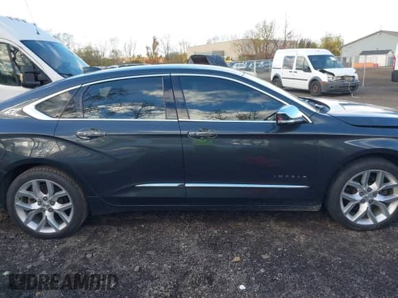 ✅ 2015 Chevrolet Impala LTZ • VIN: 2G1165S33F9191301 • Lot: 43492752. Listed on IAAI with 152,446 mi. Free auction sales archive from the USA and detailed vehicle history report at DreamBid. Image 13.