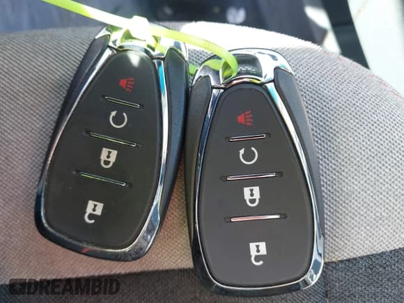 ✅ 2019 Chevrolet Bolt EV LT • VIN: 1G1FY6S04K4106765 • Lot: 41193760. Wystawiony na IAAI z przebiegiem 32 380 mil. Bezpłatny archiwum sprzedaży aukcyjnych z USA i szczegółowy raport historii pojazdu na DreamBid. Zdjęcie 11.