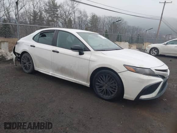 2021 Toyota Camry SE with VIN 4T1T11BK9MU033412, listed as a IAAI auction lot 41474773 with 52,330 mi miles and . Bid and sale history available at DreamBid. Image 1.