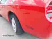 2014 Dodge Challenger SXT z VIN 2C3CDYAG5EH294823, wystawiony jako IAAI lot #43238375 z przebiegiem 153 229 mil mil oraz . Historia ofert i sprzedaży dostępna na DreamBid. Obrazek 18.